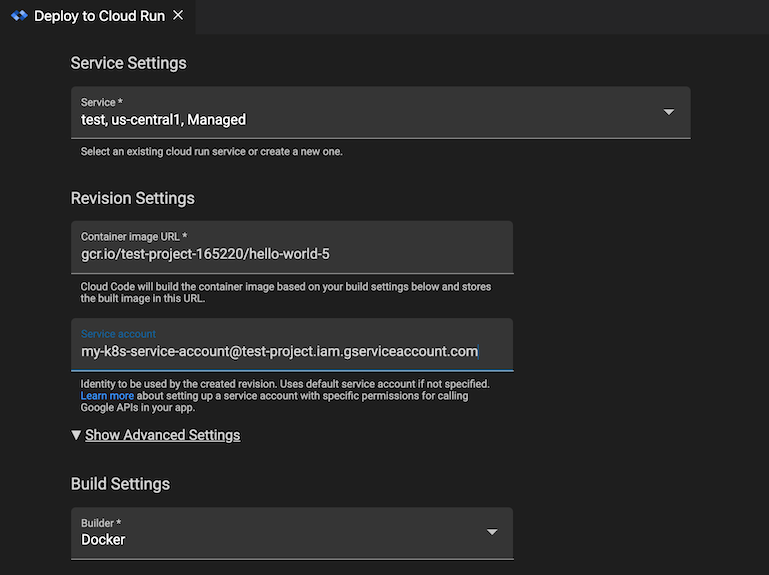 Der Abschnitt Erweiterte Revisionseinstellungen wurde in Cloud Run erweitert: Bereitstellungs- und Dienstkontofeld mit Kubernetes-Dienstkontoname ausgefüllt im Format service-account-name@project-name.iam.gserviceaccount.com