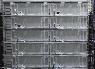 機架，並進行部分硬體強化。