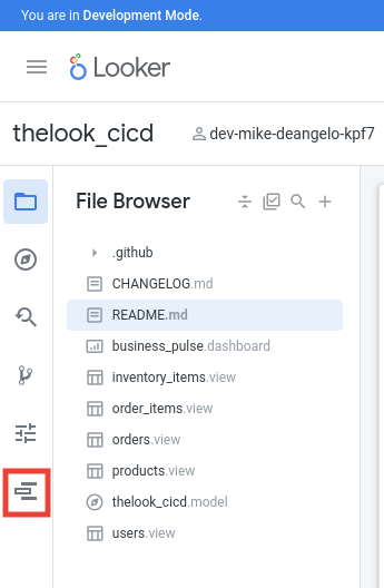 Ubicación de Looker Deployment Manager en el IDE.