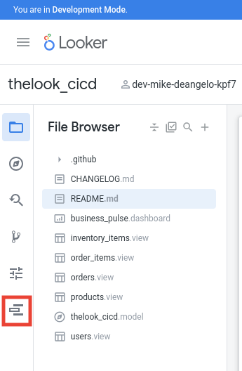 IDE 中的 Looker Deployment Manager 位置。