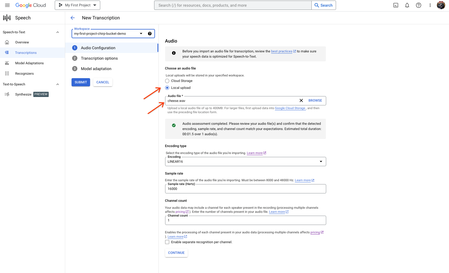 Captura de tela da página de criação da transcrição da Conversão de voz em texto, que mostra a seleção ou o upload de arquivos.